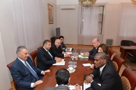 Əli Həsənov Cen Psakidən ŞİKAYƏTLƏNDİ